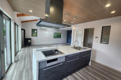 新しい新築施工事例載せました